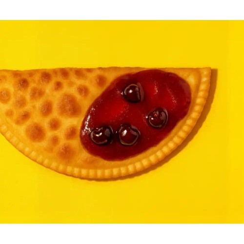 CZEBUREK Z WIŚNIAMI