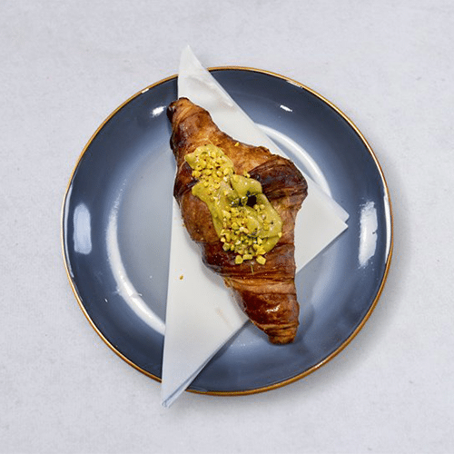 Croissant z pistacją 90g