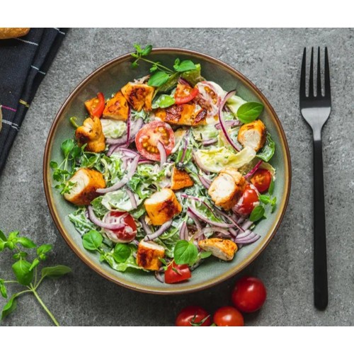 Sałatka z kurczakiem LUNCH