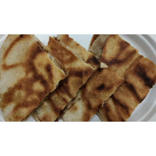 Hawawshi z wołowiną, pasturmą i kiełbaską sucuk