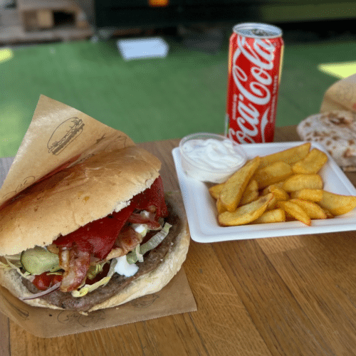 Burger Diktator z Frytkami (woda gaz/ nie gaz) gratis