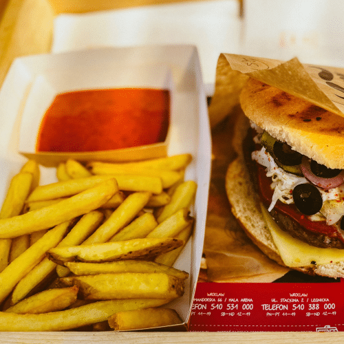 Zestaw Burger Klasyk i Frytki