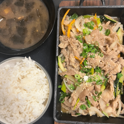 돼지불백 (dwaeji bulbaeg)