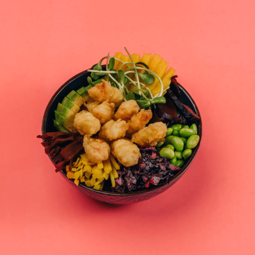 Poke bowl krewetka w tempurze