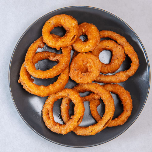 Lekko pikantne krążki cebulowe w cieście piwnym