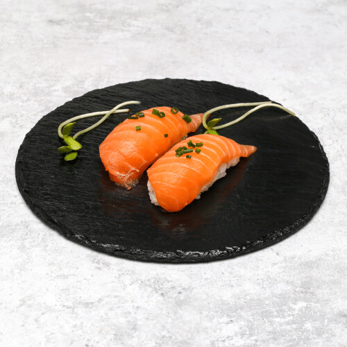 Nigiri z łososiem